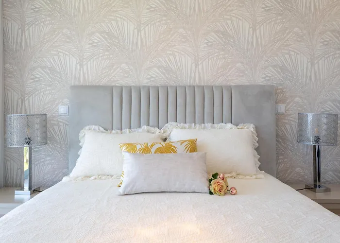 The Queen By Sam شقة